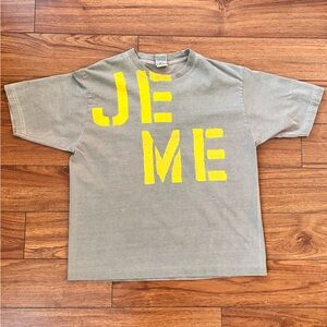 Amazing CityScape Vintage JE ME Shirt. Made in Canada 100% cotton